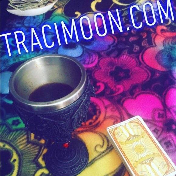 Meet your Posher, Traci - Picture 3 of 16